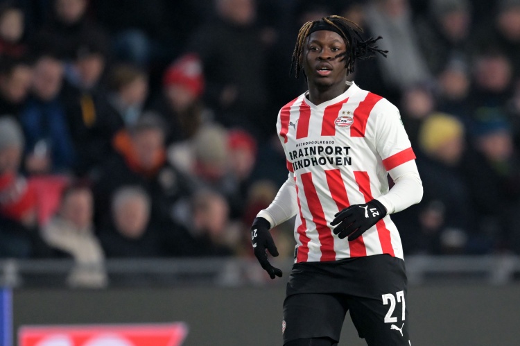 九游体育首页-记者：巴卡约科倾向于加盟莱比锡，后者在竞争中反超勒沃库森